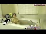 lelu love webcam relaxing bath then oiling up